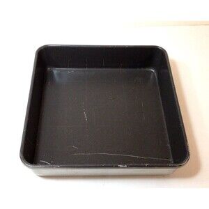Vintage WearEver Metal Baking Pan Cake Brownies Made in the USA 8 X 8 X 2"